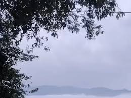 Scorching Heat vs. Mountain Showers: Uttarakhand’s Tale of Two Climates