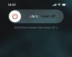 صورة Power and Volume buttons on iPhone