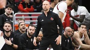 Mark Mitchell returning to Missouri: Star forward will not attend Kentucky as he seeks fifth-year