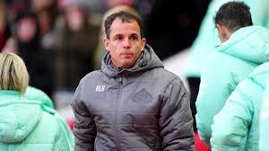 Regis Le Bris makes big calls in defence and on wing in Sunderland team at Coventry