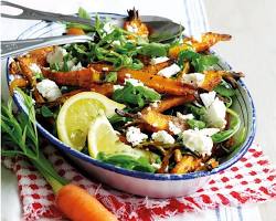 Carrots in a Middle Eastern dishの画像
