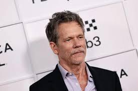 Crazy Stupid Love directors were concerned about the movie because Kevin Bacon was having too much fun