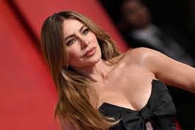 Sofia Vergara Stuns in a Teeny Tiny String Bikini While Smizing in Major Throwback Pictures