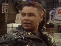 ... at least have a mild Red Dwarf knowledge at your disposal) What is the name of the closest thing Rimmer has for a friend? Here&#39;s a clue: David Lister - 27126img3