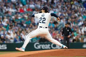 Bryan Woo Emerges as Mariners' Anchor with Dominant Fastball