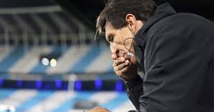 Costas, con tres bajas de último momento en Racing para visitar a Aldosivi