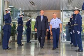 Resultado de imagem para fotos da posse dos ministro da defesa raul jungmann