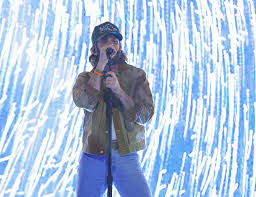 92.5 XTU - News update