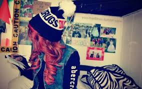 Résultat de recherche d'images pour "fashion girl facebook swag 2015"