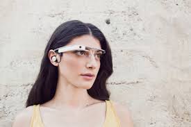 autor: Alexandru - Gabriel Boros - Second-gen-Google-Glass-Explorer-edition_(1)