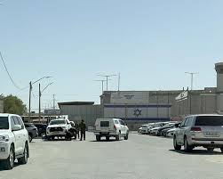 إصابة أسيرين مع تواصل القمع في سجن غانوت