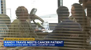 Randy Travis fulfills woman's dying wish to meet him at Chicago hospital