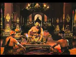 Hasil gambar untuk SEJARAH asal usul MAHKOTA KESULTANAN