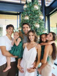 Kaká celebra aniversário de 15 anos da filha Bella