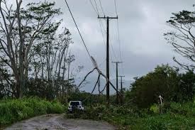 Hawaii Governor Asks Trump for Help as State Copes With Hurricane’s Damage