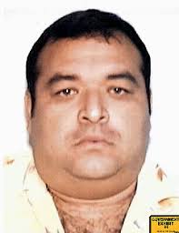 Jorge Paredes-Cordova, all 330 pounds of him, was convicted on Friday as the head of a drug-trafficking syndicate that smuggled tons of Colombian cocaine ... - 20091107173742986_1