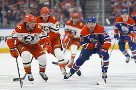 McDavid good to go in Game 3 after ankle roll