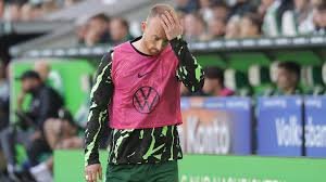 Vorzeitiges Saison-Aus: Wolfsburg muss sich ohne Kapitän Arnold retten