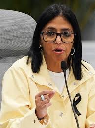 Presidente interina da Venezuela anuncia que acordo energético com os EUA vai durar 25 anos