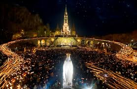Le Chapelet à Lourdes - Page 33 Images?q=tbn:ANd9GcSuVPCcw_gr_egZ_KZvPww6W2crgV8ITKAB4zlsgMmBOvNZaOl-
