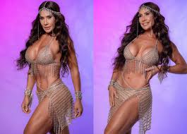 Scheila Carvalho mostra look para quinto dia de carnaval: 'Muito glow'
