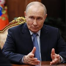 Putin agradece à Coreia do Norte por ajuda com a Ucrânia