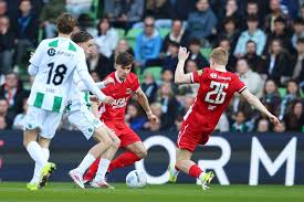 LIVE eredivisie | AZ neemt overhand in openingsfase op bezoek bij FC Groningen