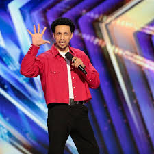 ‘AGT’ Comedian Cris Sosa Shares Howie Mandel’s Secret Advice for Cracking the Live Shows (Exclusive)