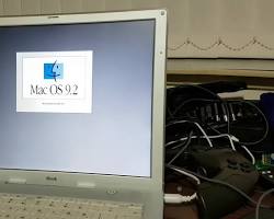 Image of Mac OS 9 on iBook G3