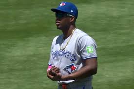 Blue Jays Outfielder Jesus Sánchez Exits Game After Being Struck by Ball Thrown from Fan