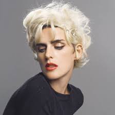 Résultat de recherche d'images pour "stella tennant"