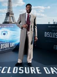 Colman Domingo's Valentino Tailoring At 'Disclosure Day' Photocall