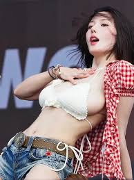 Kwon Eunbi