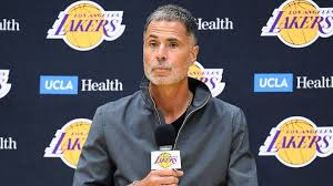 Lakers may have to get creative in their backup center search