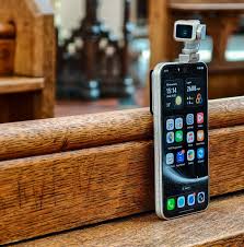 Honor’s Robot Phone is better than a gimbal in a phone has any right to be
