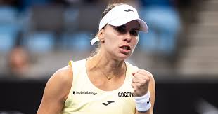 Magda Linette Advances to Third Round at Dubai WTA 2026