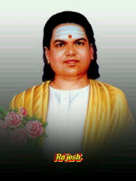  கடவுள் எப்படியிருப்பார் என்று கேட்டால்..உணர்ந்துப்பார் என்றுதான் சொல்லமுடியும்!