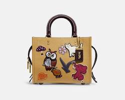 COACH（コーチ） Rogue Tote With Cat Motifの画像