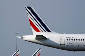 Pénurie de kérosène : le gouvernement va réunir les compagnies aériennes le 6 mai pour sécuriser l’approvisionnement des aéroports français