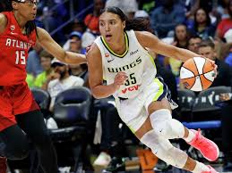 Wings' Azzi Fudd ruled out vs. Valkyries with right knee soreness