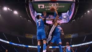 Spurs’ Wembanyama throws down sweet left-handed slam in the paint