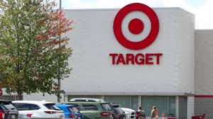 Target Cuts Profit Outlook as Shoppers Seek Deals