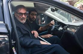 آقای شمخانی! پسران‌تان کشتیرانی دارند یا خیر؟