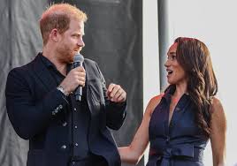 Meghan Markle and Prince Harry Attend One805LIVE! Concert
