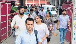 UP PCS (Main) 2024 begins; papers feature AI, Make in India & startups