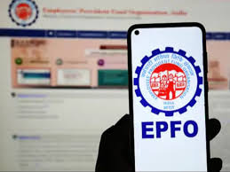 EPFO: आधार-UAN लिंकिंग हुई आसान, गलतियाँ सुधारें घर बैठे!