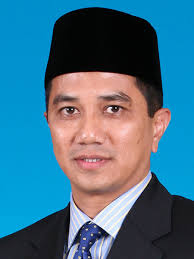 Y.B TUAN MOHAMED AZMIN BIN ALI. Alamat Pejabat : PUSAT KHIDMAT MASYARAKAT PARLIMEN GOMBAK @ DUN BUKIT ANTARABANGSA. No. 2, Lorong Perak, - YB_Tuan_Mohamad_Azmin_bin_Ali-08Mar2013-111624