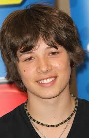 Leo Howard : leo-howard-1314641026.jpg - leo-howard-1314641026