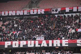 Stade Rennais : la banderole vachardes des ultras niçois