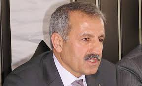 AK PARTİ Malatya Milletvekili Mustafa Şahin, eski İnönü Üniversitesi Rektörü Fatih Hilmioğlu için &#39;gözümüzde bir hiçtir&#39; ifadesini kullandı. - 2013-04-10-hilmioglu-gozumde-bir-hictir